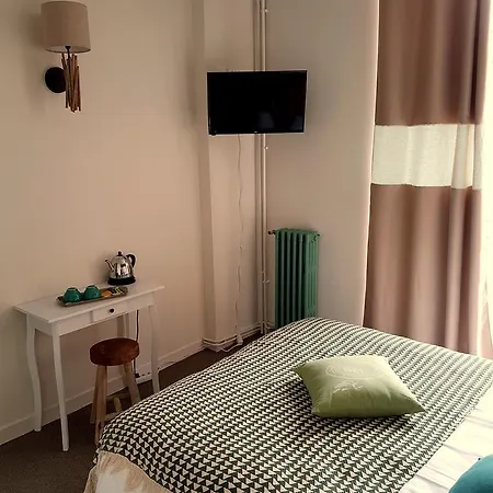 Le Pavillon فندق مبيت وإفطار 3*