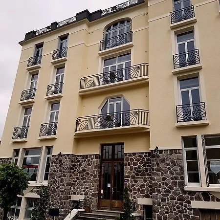 Le Pavillon