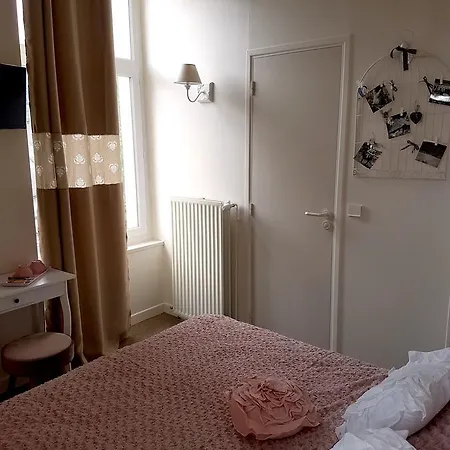 B&B Le Pavillon 라루브불