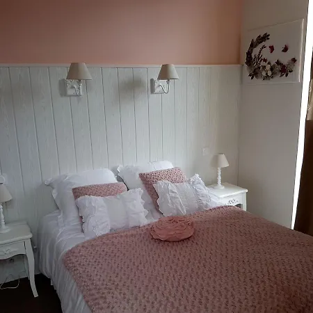 Le Pavillon Bed & Breakfast