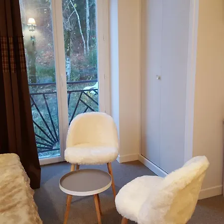 Nocleg ze śniadaniem Le Pavillon 3*