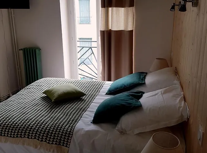 Le Pavillon Couette-café 3*